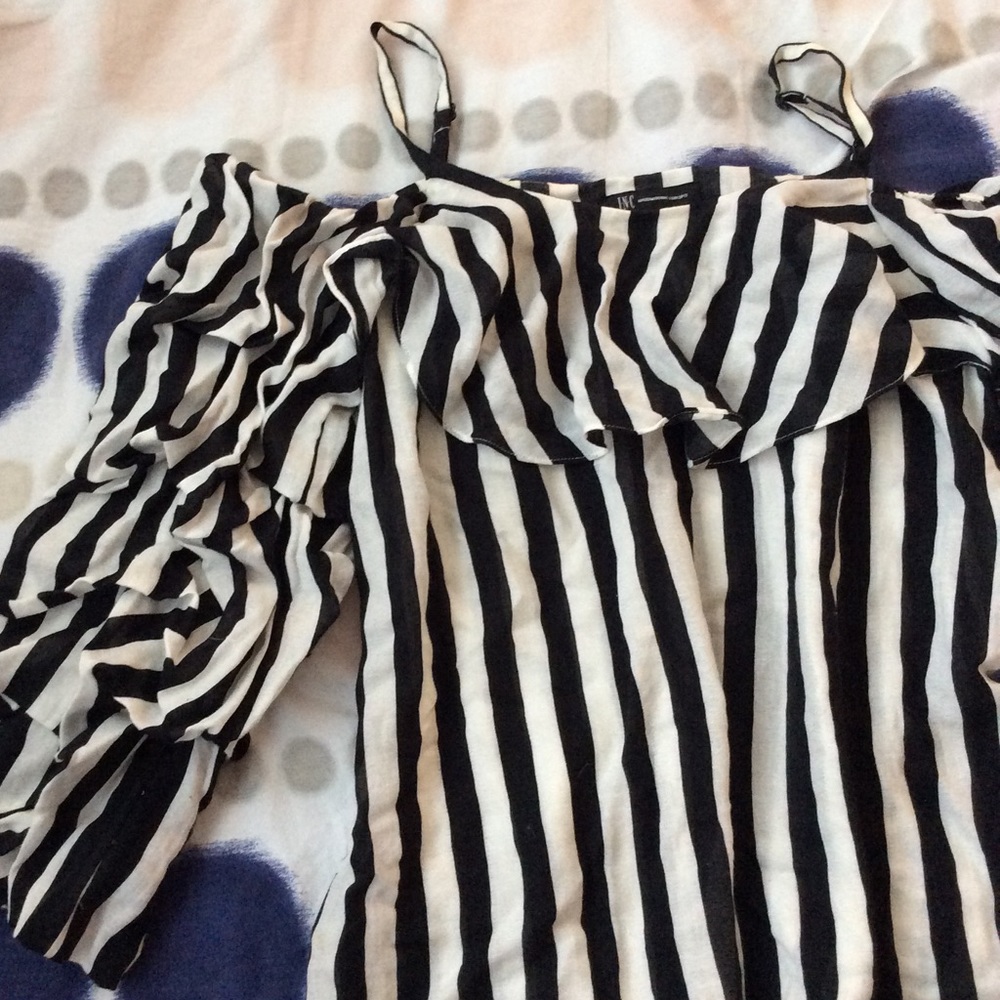 Black and White Boho Top - Picture 11 of 14